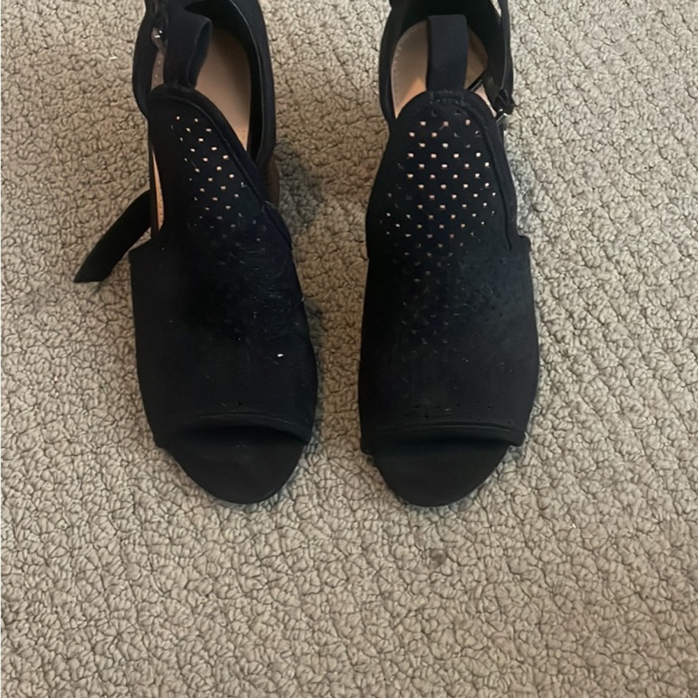 Black heeled booties